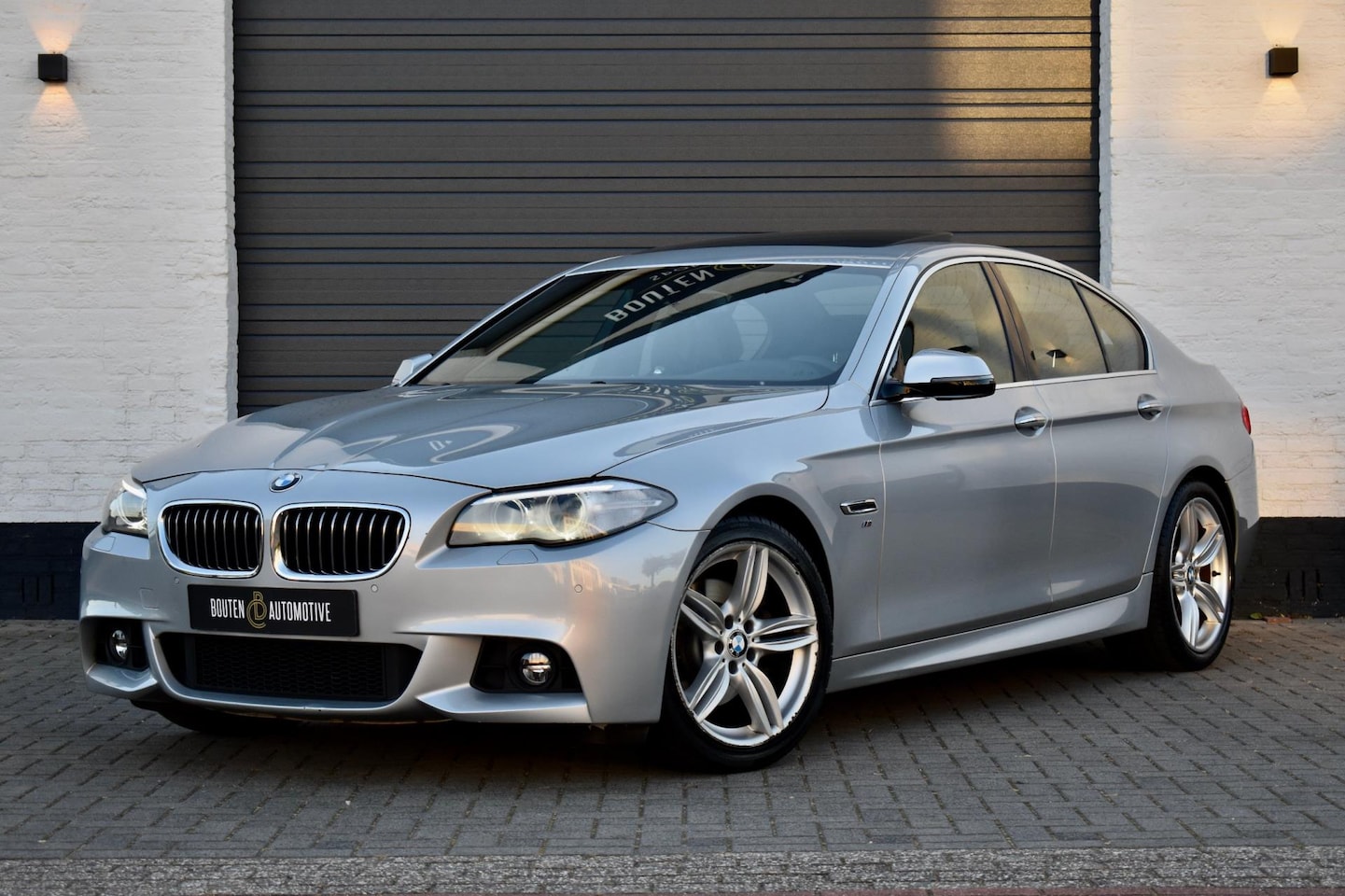 BMW 5-serie - 520i M Sport Edition High Executive | Schuifdak | Comfstoelen | - AutoWereld.nl
