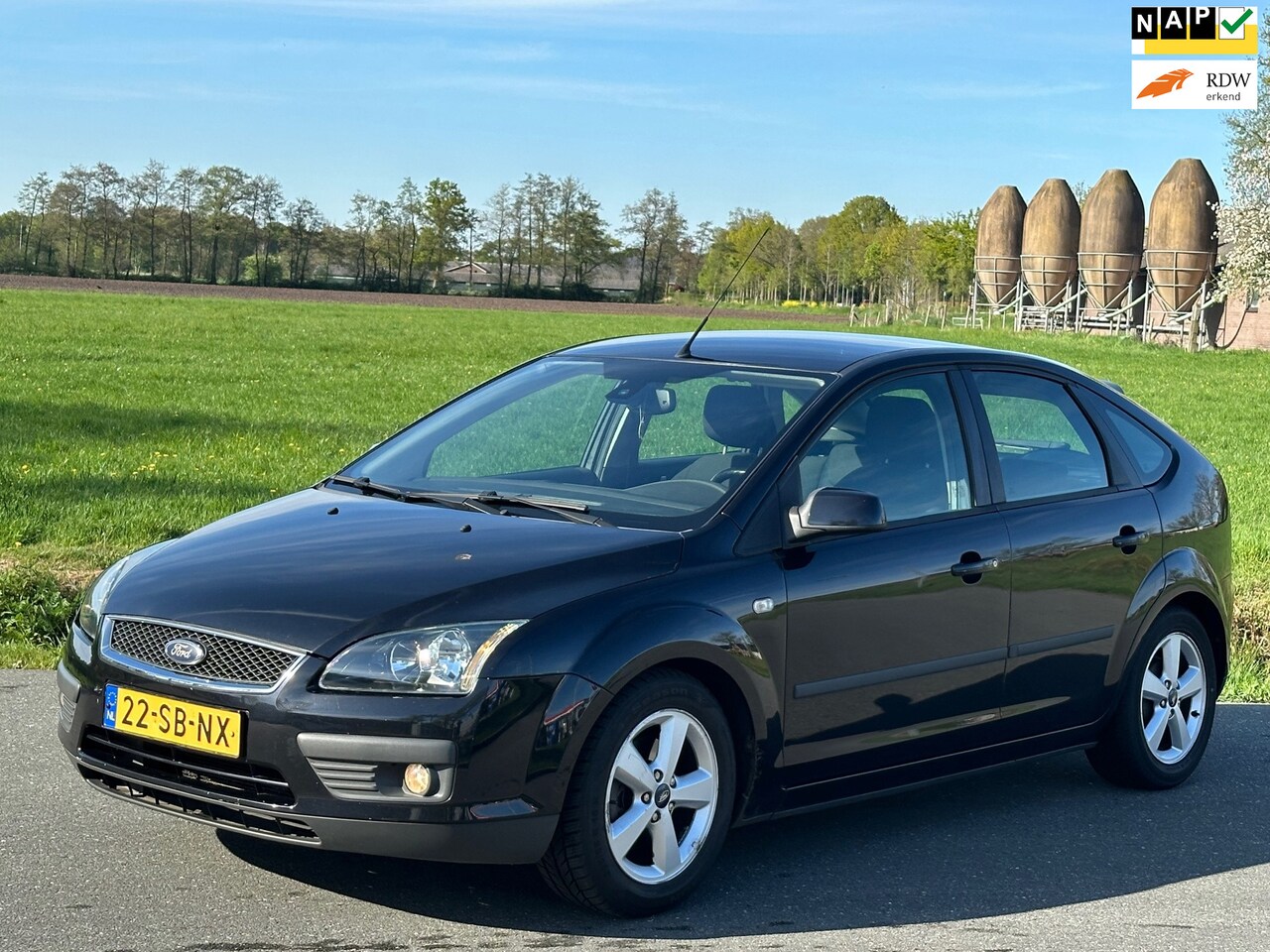 Ford Focus - 1.6-16V Futura | Nap | Nette auto | Airco - AutoWereld.nl