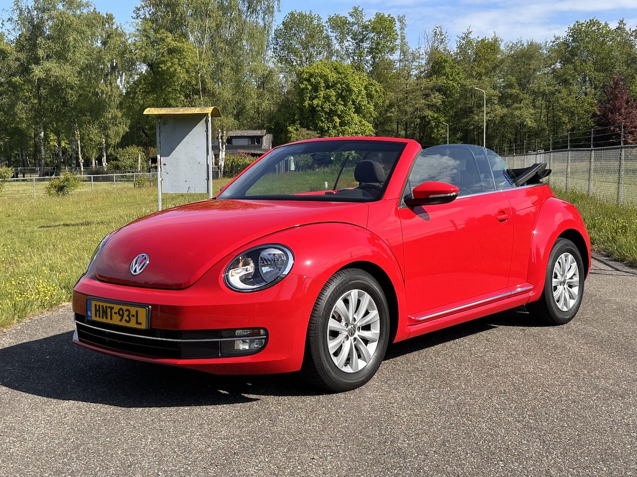 Volkswagen Beetle Cabriolet - 1.2 TSI Design BlueMotion | Uniek exemplaar | Luxe & stijlvol! - AutoWereld.nl