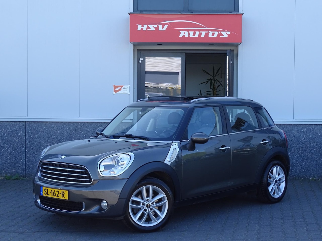 MINI Countryman - Mini 1.6 Cooper Chili airco LEER panodak - AutoWereld.nl