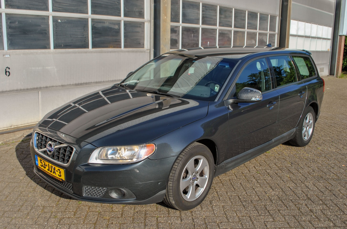 Volvo V70 - 2.4D Limited Edition Leer - AutoWereld.nl