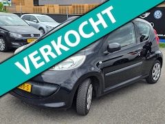 Peugeot 107 - 1.0-12V XS Urban Move