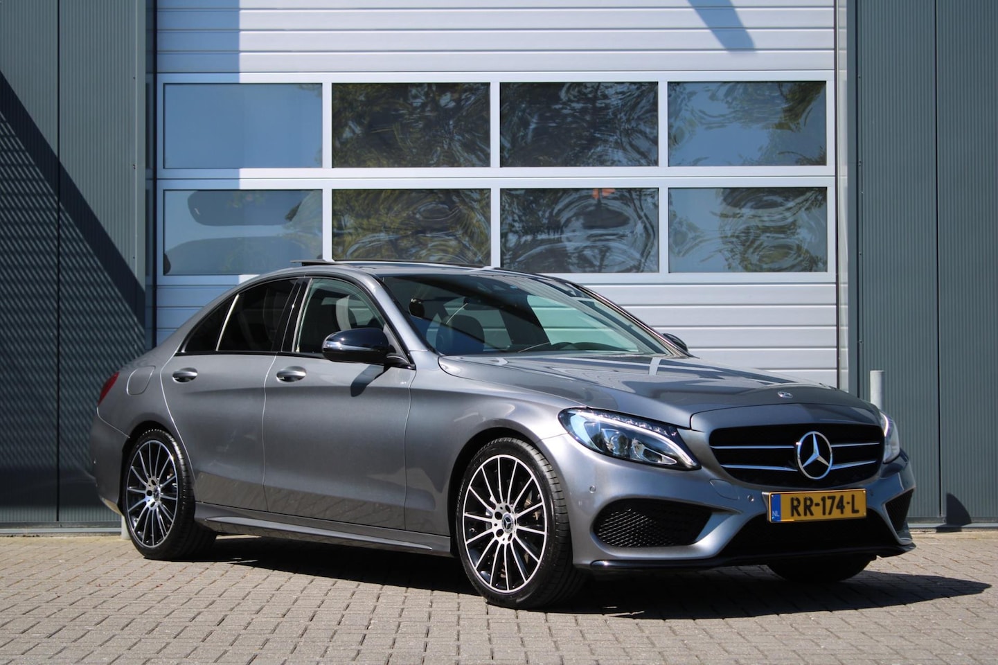 Mercedes-Benz C-klasse - 180 AMG Sport Edition Clima/Cruise/Navi/Bluetooth/Panodak/Burmester/Camera/PDC/LED/Leder/1 - AutoWereld.nl