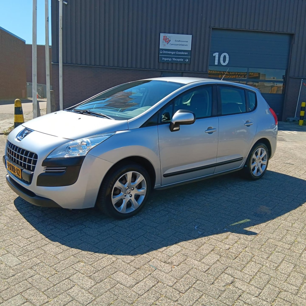 Peugeot 3008 - 1.6 VTi Blue Lease Met Nieuwe APK - AutoWereld.nl