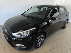 Hyundai i20 - 1.0 T-GDI Comfort AIRCO NAVI CRUISE MULTI STUUR ELEK RAMEN CENT VERG PDC ZWARTE VELGEN ZEE