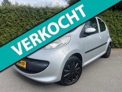 Peugeot 107 - 1.0-12V XR 5-drs Airco Elek. Pakket