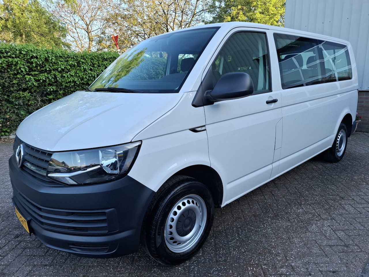 Volkswagen Transporter Kombi - 2.0 TSI L2H1 17950.- INCL BTW 9-PERSOONS BENZINE AARDGAS 150PK - AutoWereld.nl