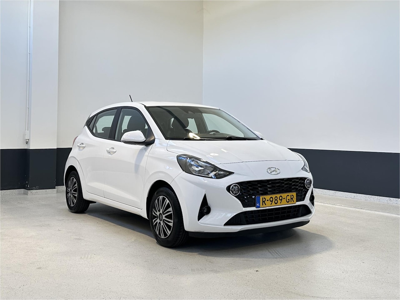 Hyundai i10 - 1.0 Comfort 5-zits | 1 Eig | Apple Carplay | Navigatie middels smart device - AutoWereld.nl