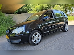 Volkswagen Polo - 1.4-16V 04-03-2026 APK 5 Deurs Airco