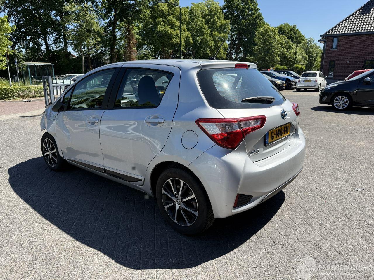 Toyota Yaris - 1.5 Hybrid Active Hatchback 5-dr. - AutoWereld.nl