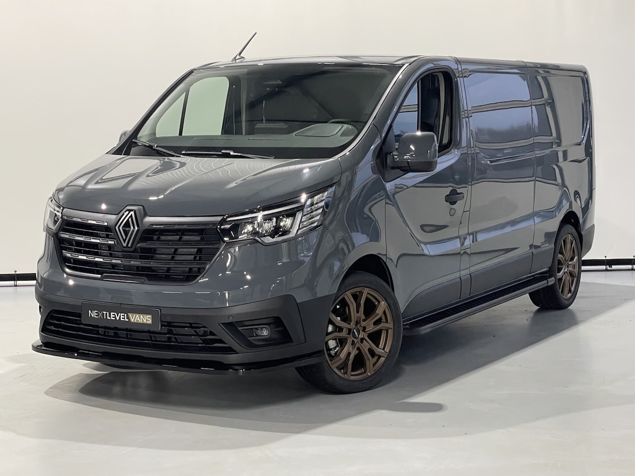 Renault Trafic - 2.0 Blue dCi 170 PK T30 L2H1 Extra / Automaat / Next Level Edition / Led - AutoWereld.nl