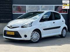 Toyota Aygo - 1.0 VVT-i Now Airco E-Ramen Lage NAP Km