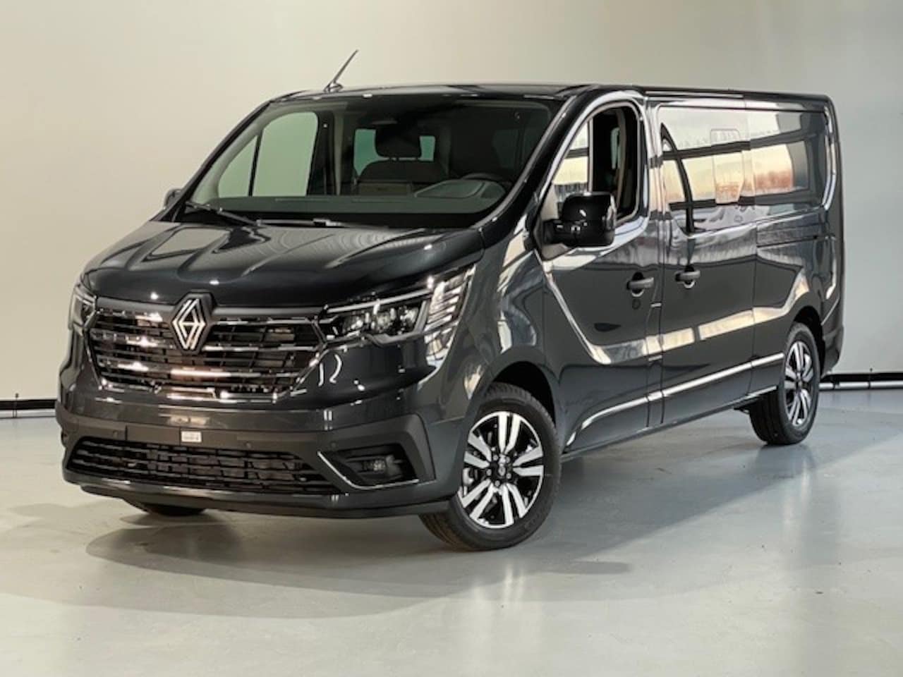 Renault Trafic - 2.0 Blue dC1 150 EDC T30 L2H1 Extra 2.0 Blue dC1 150 EDC T30 L2H1 Extra - AutoWereld.nl