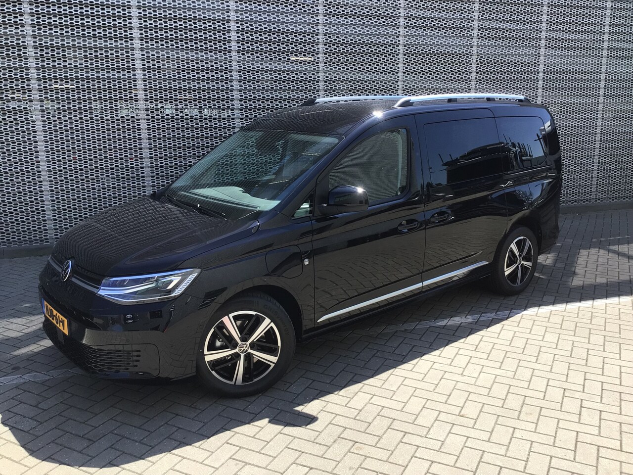 Volkswagen Caddy Maxi - 1.5 TSI Hybride Style 1.5 TSI Hybride Style - AutoWereld.nl