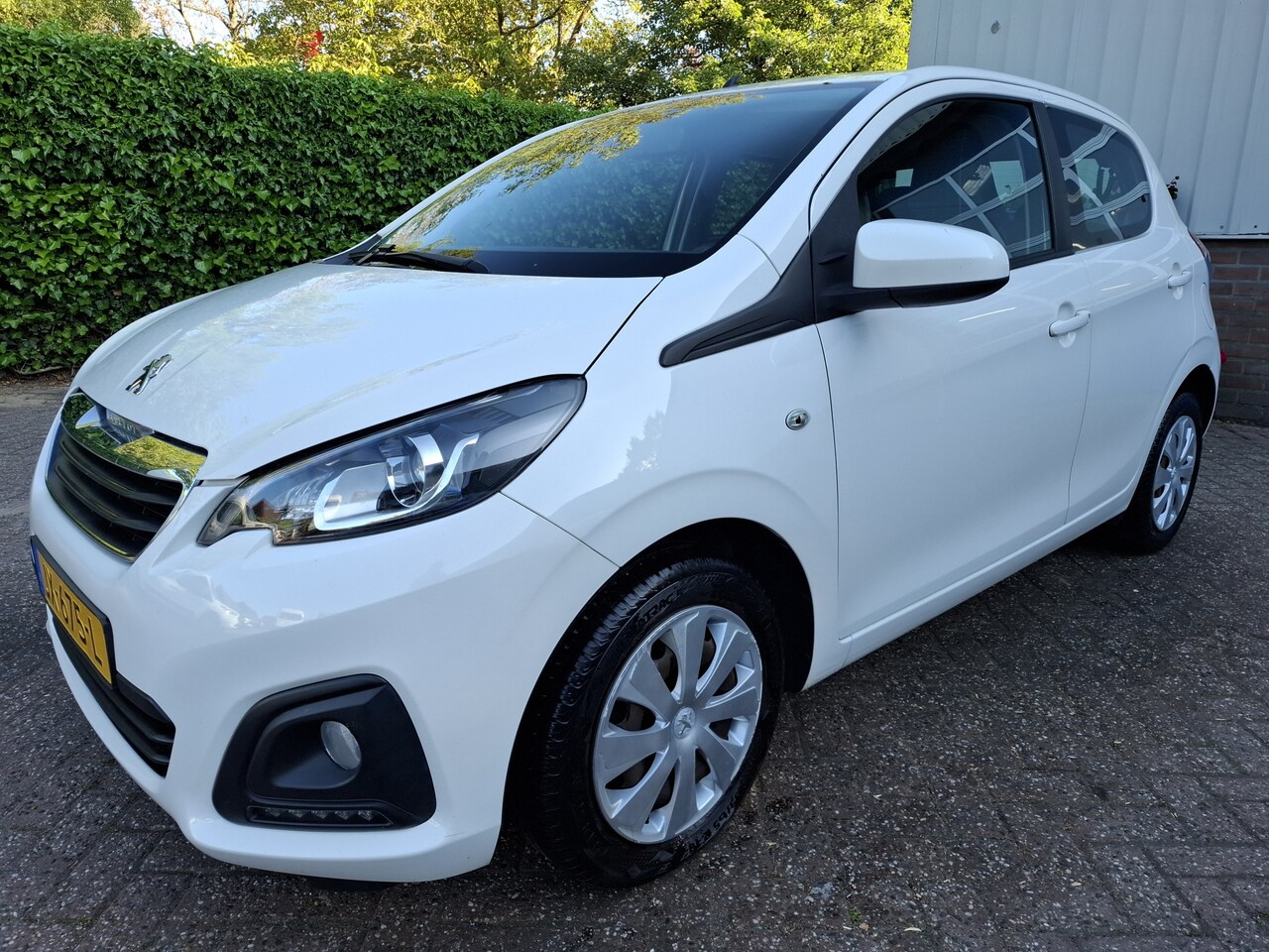 Peugeot 108 - 1.0 e-VTi Active AIRCO 68PK - AutoWereld.nl
