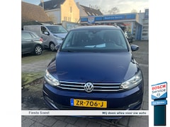 Volkswagen Touran - 1.2 TSI Comfortline Mooie complete auto met trekhaak