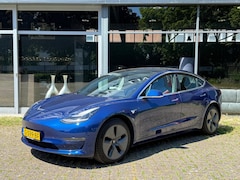 Tesla Model 3 - Standard RWD Plus 60 kWh Auto pilot