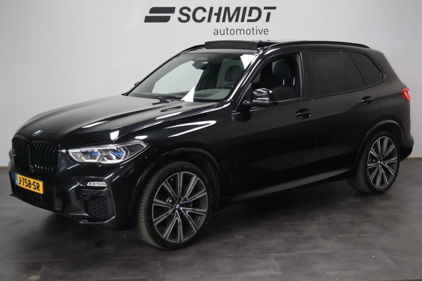BMW X5 - xDrive30d High Executive M Sport | Panoramadak | H&K - AutoWereld.nl