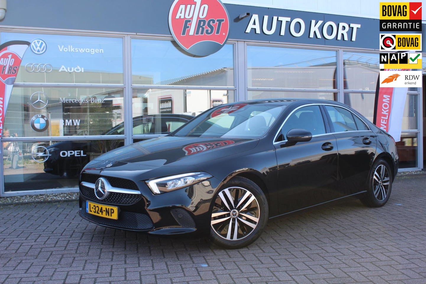 Mercedes-Benz A-klasse - 180 Business Solution Luxury 180 Business Solution Luxury, leer, camera - AutoWereld.nl