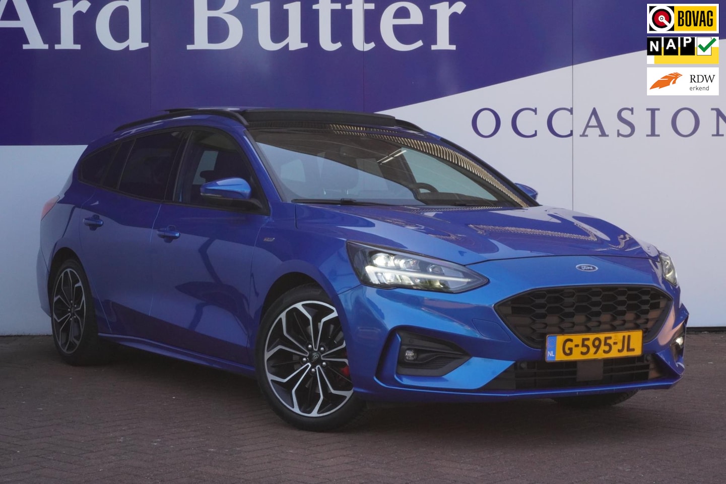 Ford Focus Wagon - 1.5 EcoBoost 182PK ST Line Business+led+navigatie+adaptief-cruise+18"lmv+stoel&stuur-verw+ - AutoWereld.nl