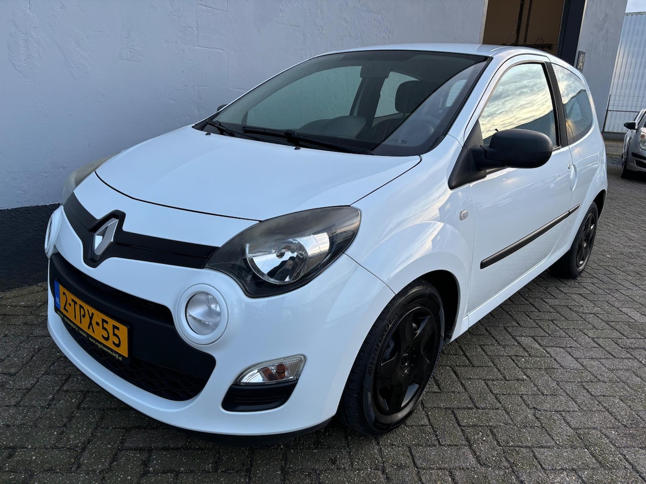 Renault Twingo - 1.2 16V Parisienne 1.2 16V Parisienne - AutoWereld.nl