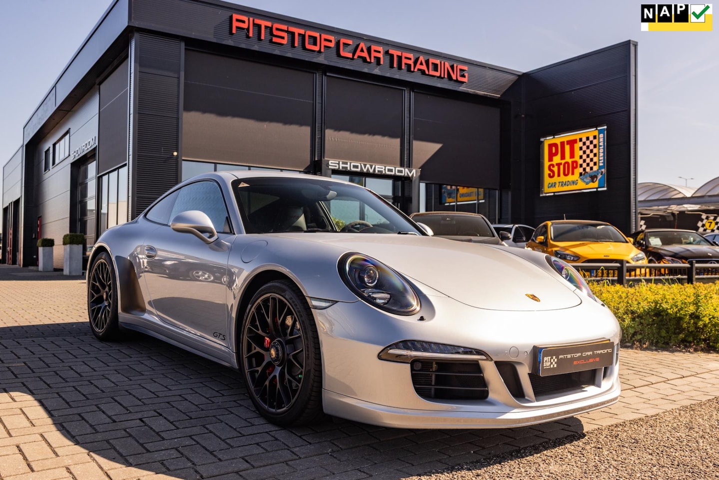 Porsche 911 - 991, 3.8 Carrera GTS, Carbon, Sportabgas, 2e Eigenaar! - AutoWereld.nl