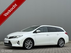 Toyota Auris - 1.8 Hybrid Aut. JBL, Pano, Xenon, Half leder