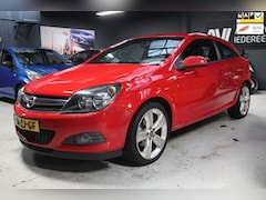 Opel Astra GTC - 1.8 Sport / nieuwe apk / winterset / airco /
