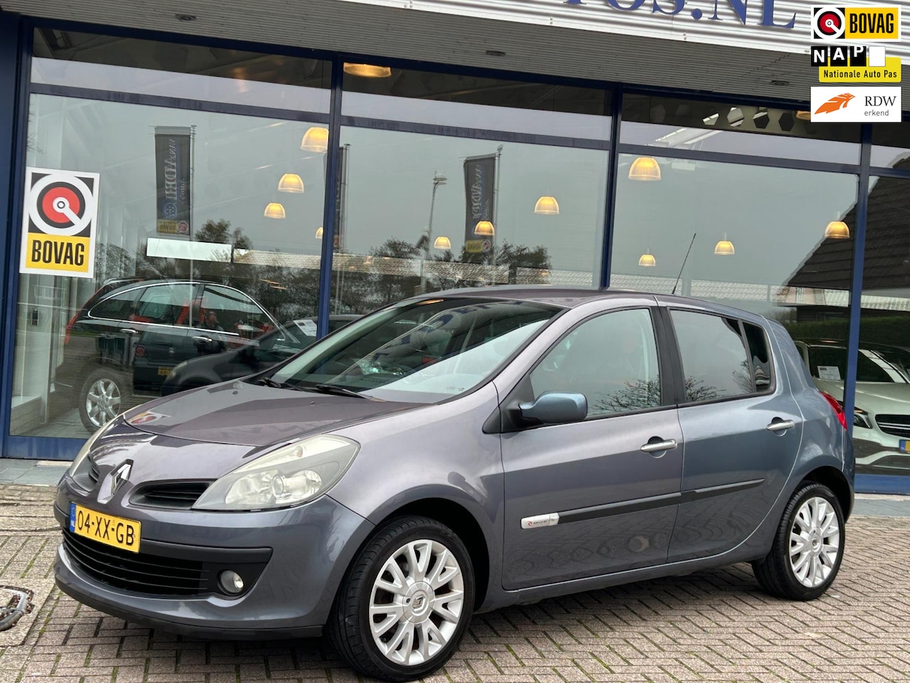 Renault Clio - 1.2 TCE Rip Curl 5Drs Airco Park.Sens LM-Velgen Privacy Glass Isofix NAP NL-Auto Nieuwe AP - AutoWereld.nl