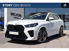BMW X2 - sDrive20i M Sport Automaat / Panoramadak / Trekhaak / M Adaptief onderstel / Sportstoelen