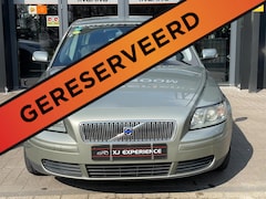 Volvo V50 - 2.4 AIRCO 140 PK YOUNGTIMER/TREKHAAK/AUTOMAAT
