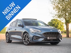 Ford Focus - 1.5 EcoBoost ST Line Pano ACC B&O Leer