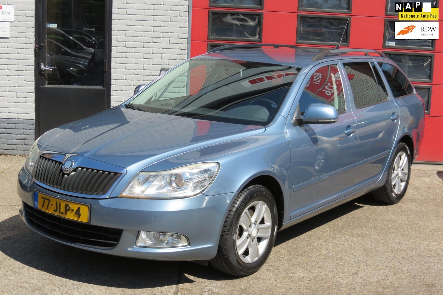 Skoda Octavia Combi - 1.4 TSI Ambition 1.4 TSI Ambition ,AIRCO,NIEUWE APK. - AutoWereld.nl