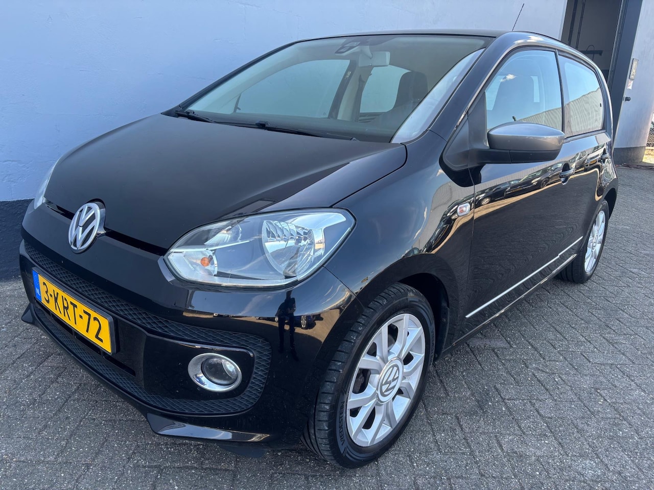 Volkswagen Up! - 1.0 cheer up! BlueMotion 5-Deurs - Airco - LMV - AutoWereld.nl