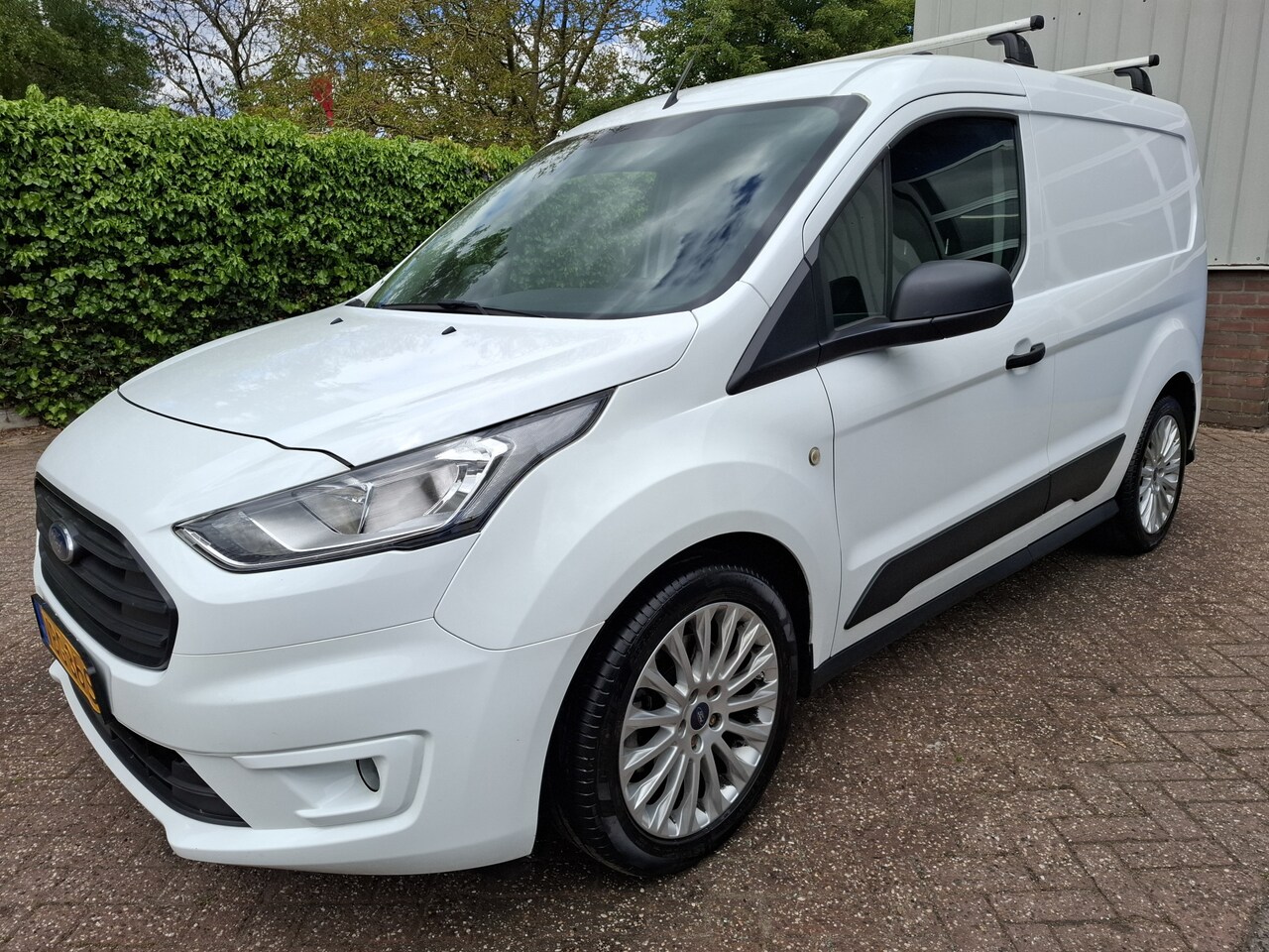 Ford Transit Connect - 1.5 EcoBlue L1 AIRCO/CRUISE/SCHUIFDEUR/TREKHAAK 75PK - AutoWereld.nl