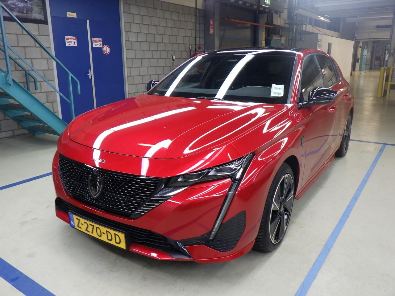 Peugeot E-308 - GT EV 54 kWh | Achteruitrijcamera | Cruise control adaptief met Stop&Go | Lichtmetalen vel - AutoWereld.nl