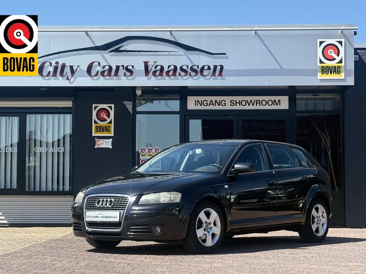 Audi A3 Sportback - 1.6 FSI Ambiente 116 pk export price climate ctr cruise ctr lmv - AutoWereld.nl