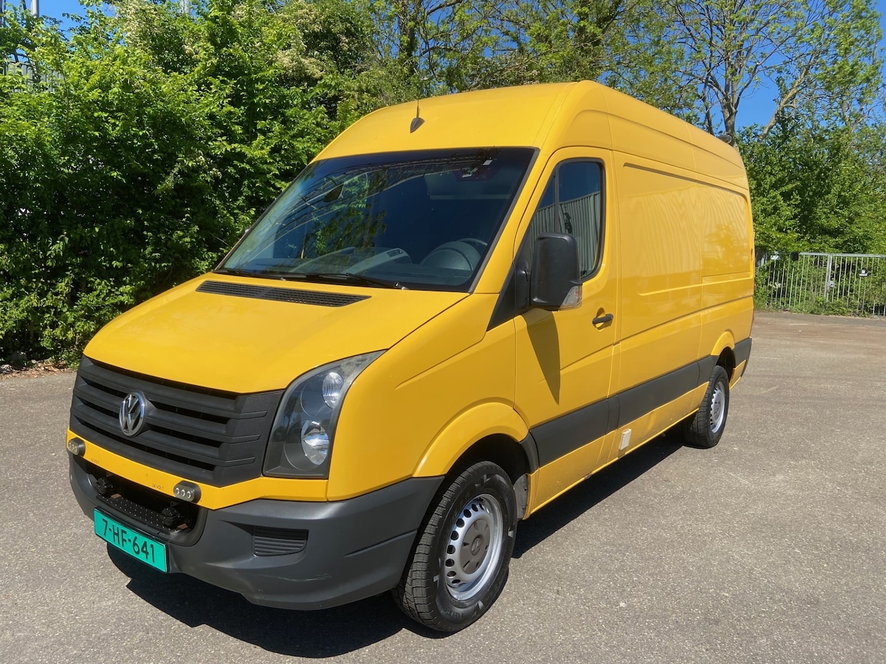 Volkswagen Crafter - 35 2.0 TDI L2H2 2.0 tdi | A/C | Export Handel - AutoWereld.nl