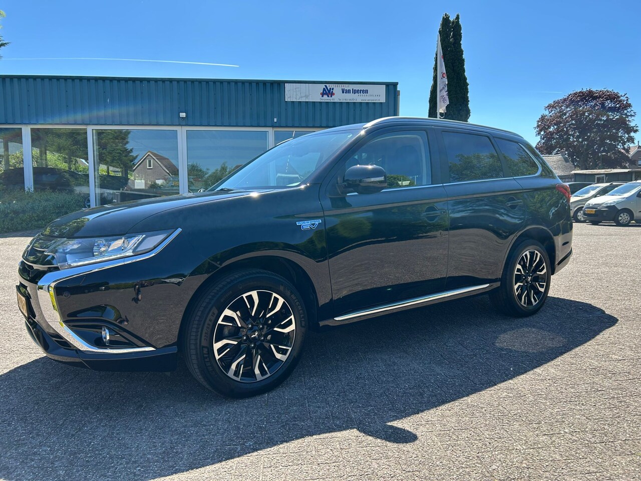 Mitsubishi Outlander - 2.0 PHEV Premium 2.0 PHEV Premium - AutoWereld.nl