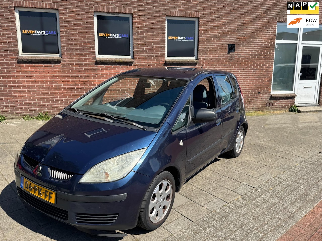 Mitsubishi Colt - 1.1 Inform NIEUW APK!! - AutoWereld.nl