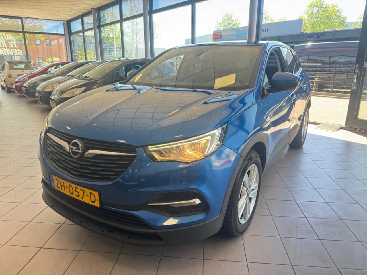Opel Grandland X - 1.2 Turbo Online Ed. - AutoWereld.nl