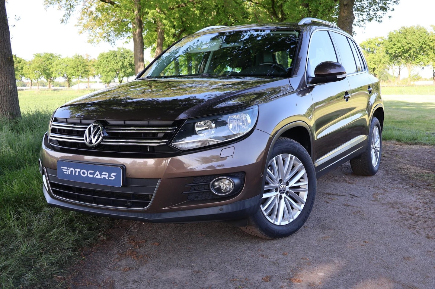 Volkswagen Tiguan - 1.4 TSI R-Line Edition 1.4 TSI R-Line Edition - AutoWereld.nl