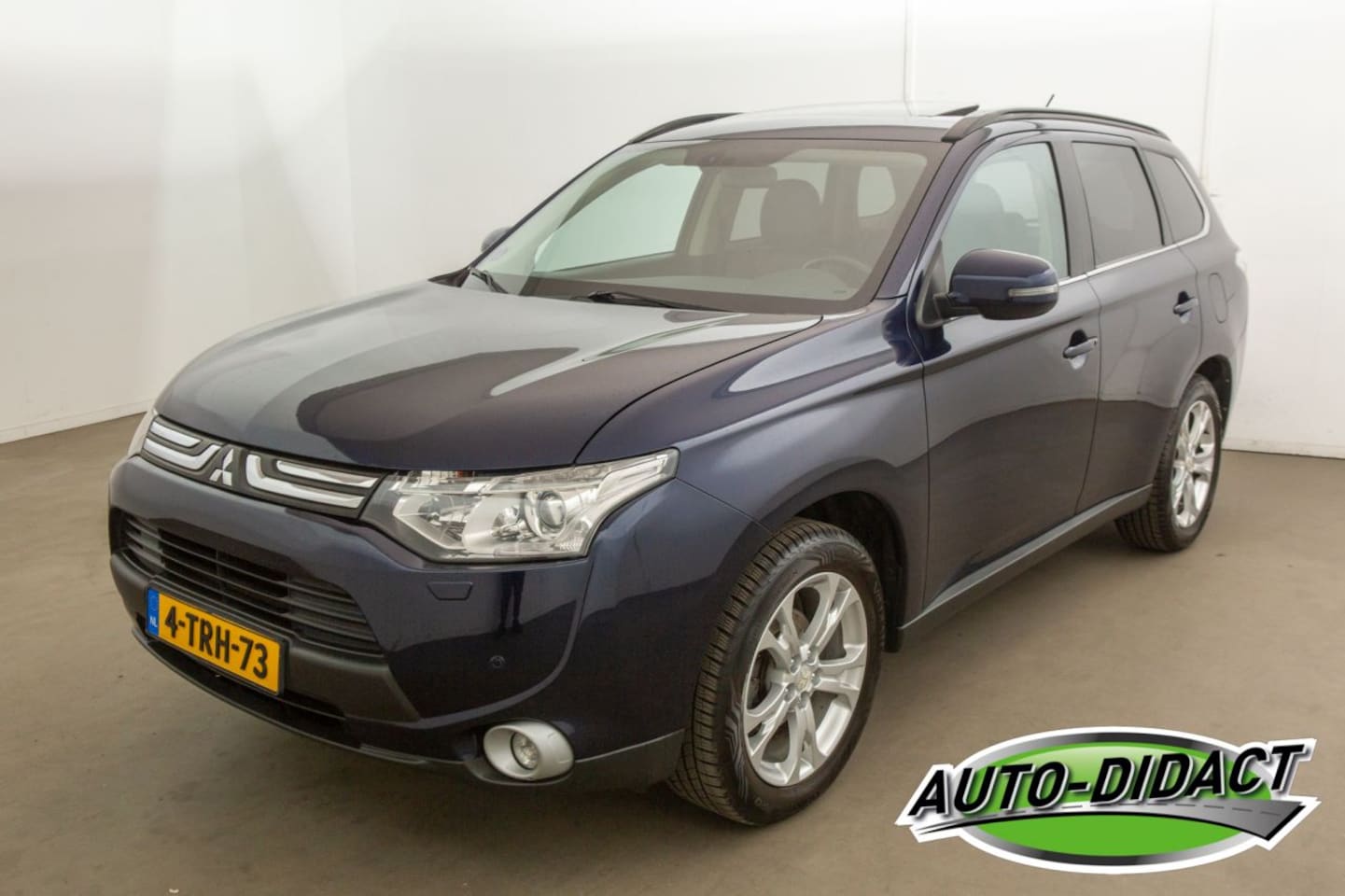 Mitsubishi Outlander - 2.0 Automaat 7p. Clima Navi - AutoWereld.nl