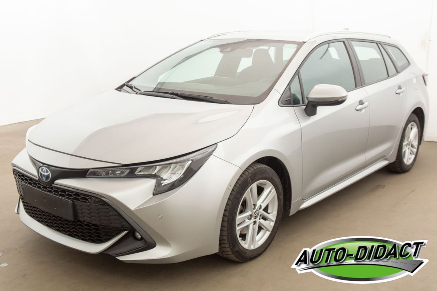 Toyota Corolla - 1.8 Hybrid 103.275 km - AutoWereld.nl