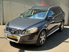 Volvo XC60 - 2.0T Momentum l Lane Assist l Side Assist l ACC l Automaatbak Revisie l Volledig Onderhoud