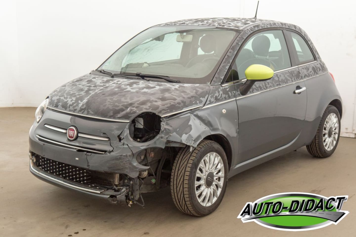 Fiat 500 - 1.2 Lounge Navi 94.337 km - AutoWereld.nl