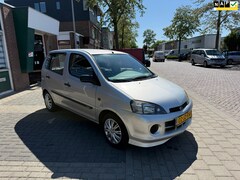 Daihatsu Young RV - 1.3-16V XTi AIRCO/ MEENEEMPRIJSJE