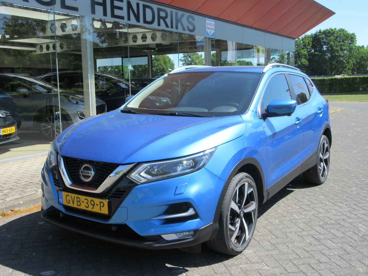Nissan Qashqai - 1.3 DIG-T Premium Edition 1.3 DIG-T Premium Edition 159 pk, leder ,360c camera (occasion) - AutoWereld.nl