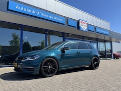 Volkswagen Golf - 1.5 TSI Highline Business R| Panoramadak, Stuur-Stoelverwarming,