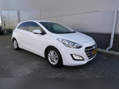 Hyundai i30 - 1.6 GDi GO 2016 NAVI, CAMARA, TREKHAAK, 85400 KM